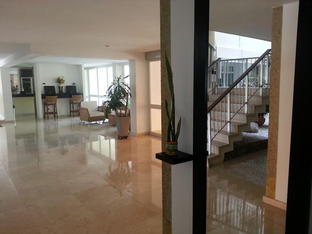 Vallclaire Suites Barranquilla  Esterno foto