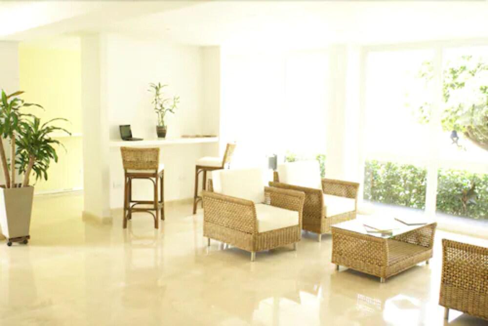 Vallclaire Suites Barranquilla  Esterno foto