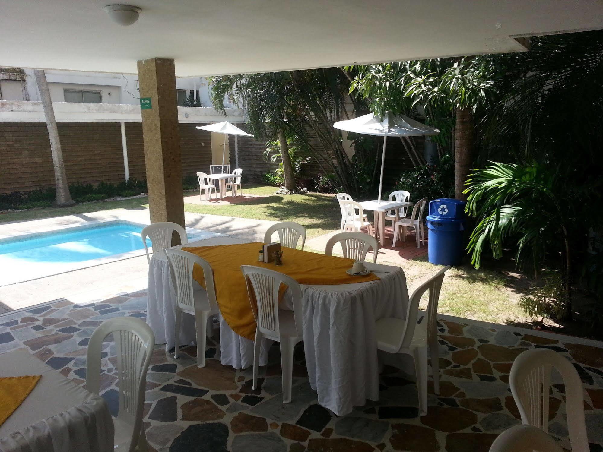 Vallclaire Suites Barranquilla  Esterno foto